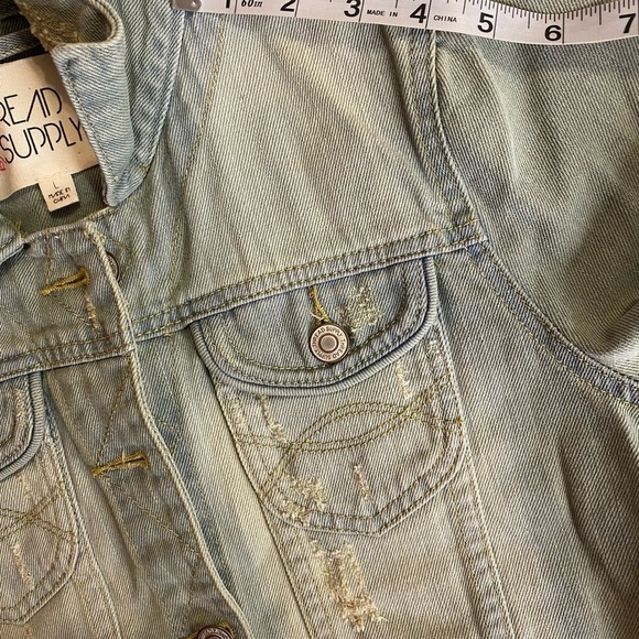 Thread & Supply distressed‎ jean jacket - Picture 5 of 9